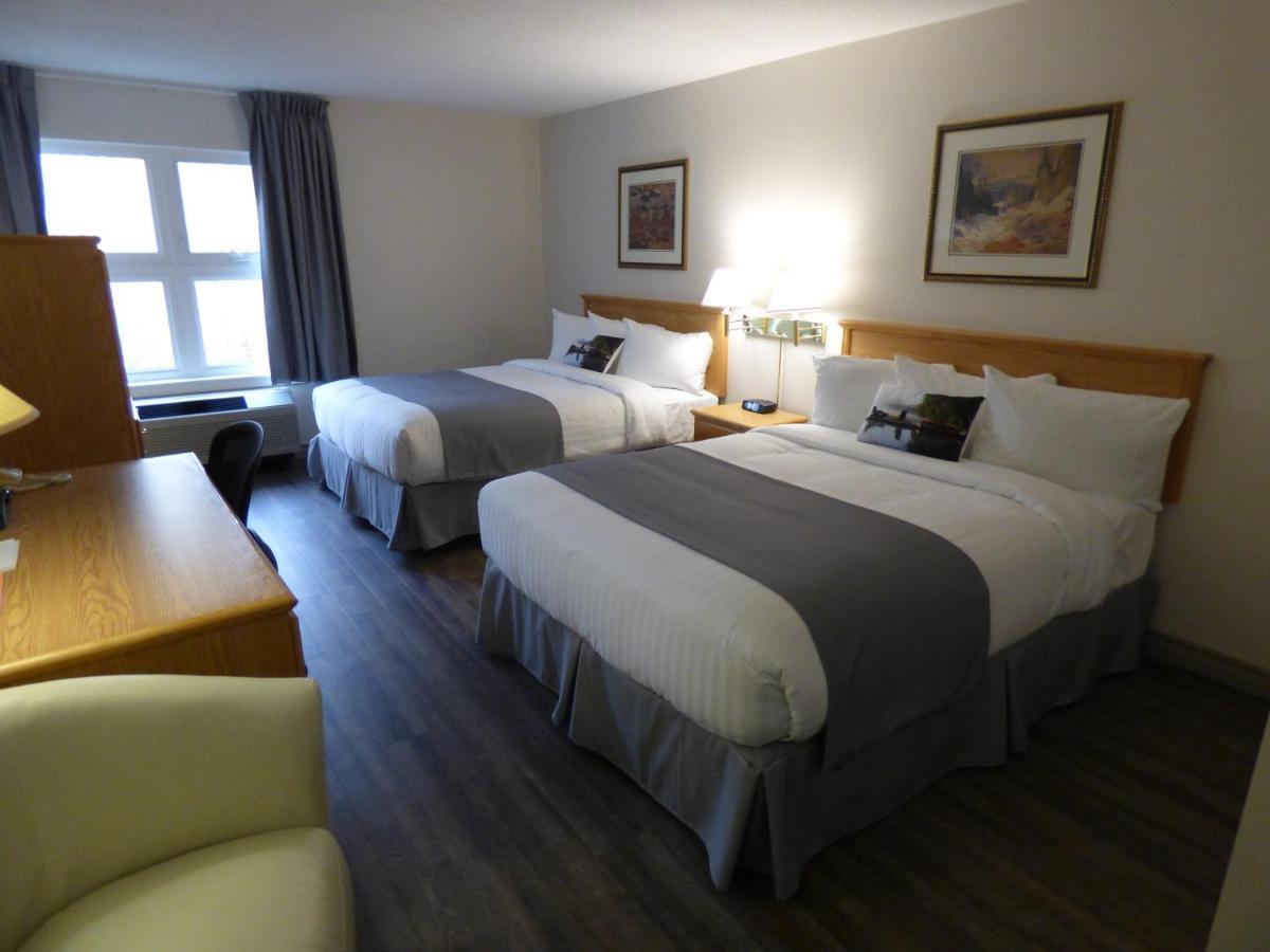 Château Logue Hotel Maniwaki Ngoại thất bức ảnh