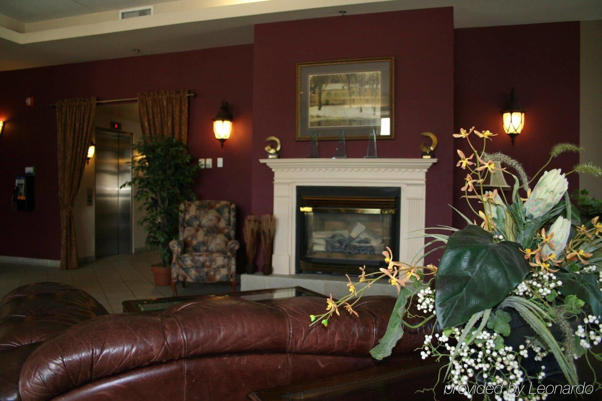 Château Logue Hotel Maniwaki Ngoại thất bức ảnh