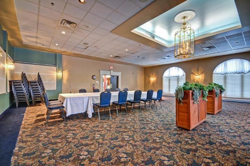 Château Logue Hotel Maniwaki Ngoại thất bức ảnh